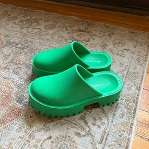 Jeffrey Campbell, Bae Platform Mules, US 7, green